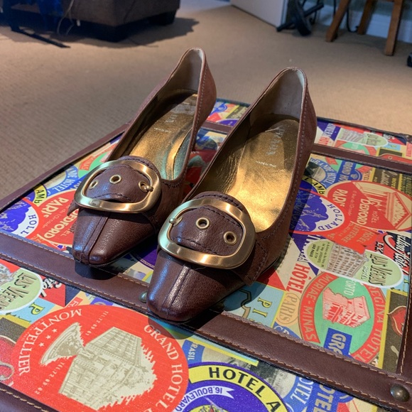 Prada Heels - Picture 5 of 10